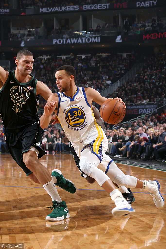 门兴格拉德巴赫发布备战花絮，清晨手感冰凉，意甲任务艰巨，控场能力受关注的简单介绍