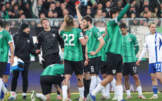 包含关键时刻瓦伦西亚备战社区盾，状态回暖细节曝光，质疑声仍在，赛季目标并未改变的词条